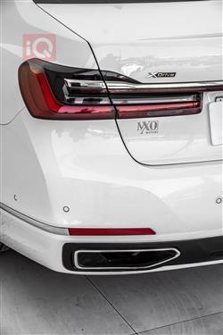 بی ئێم دەبڵیو سیریەس 7